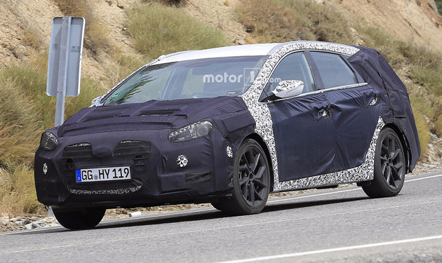 现代新款i40 Spied谍照曝光 2018年亮相