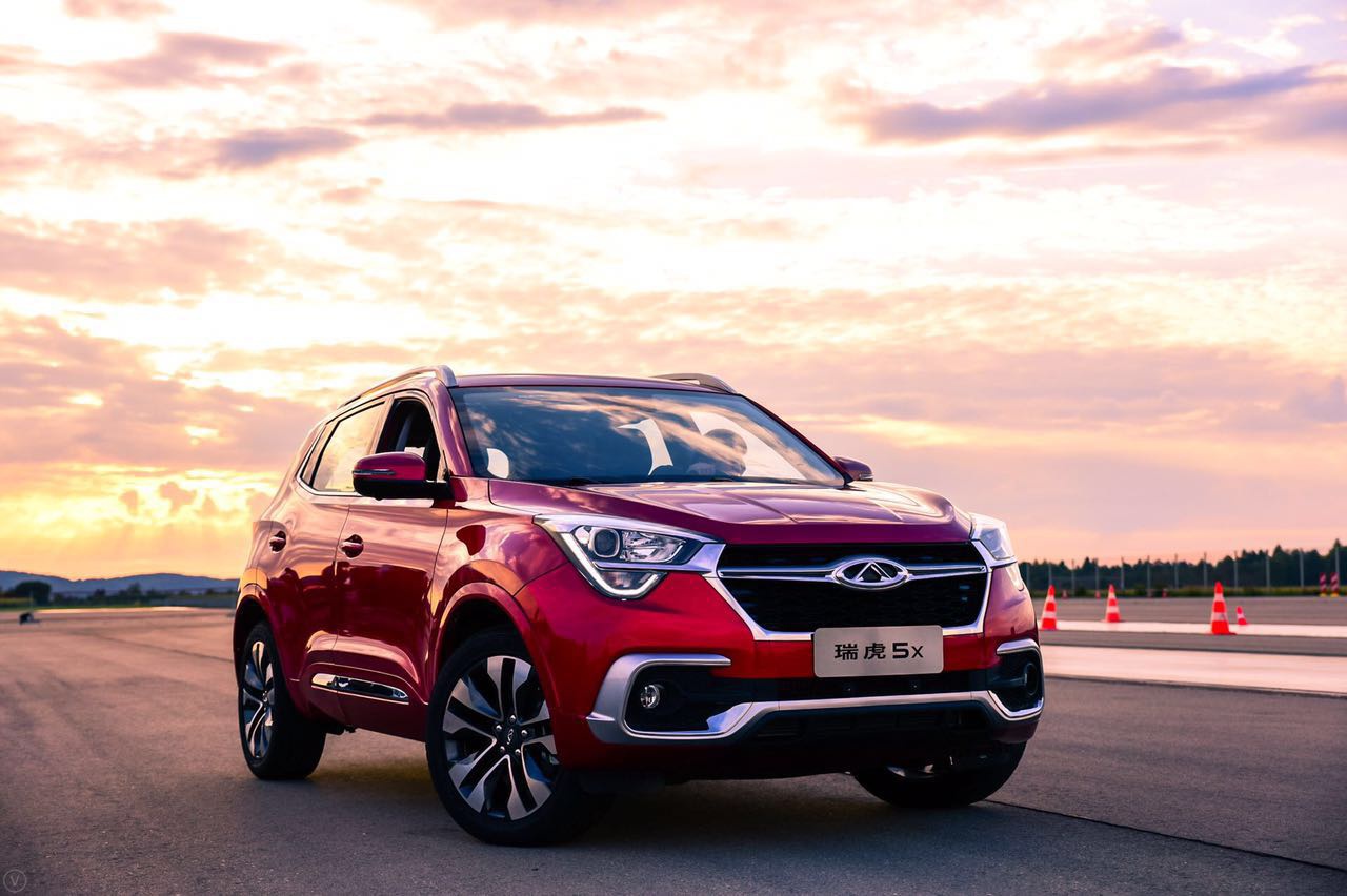 在云端的瑞虎5x