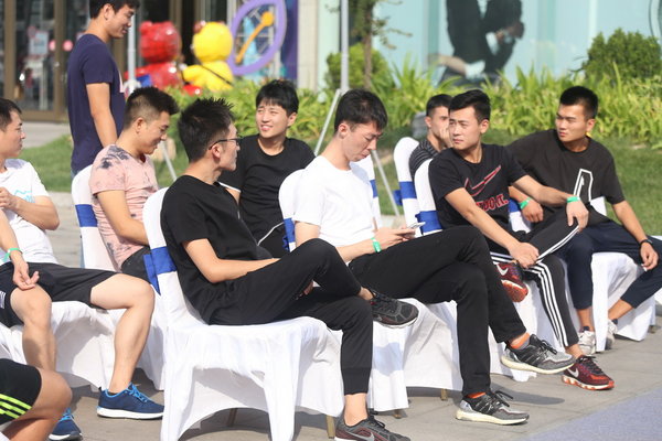 涂鸦 酷车 嘻哈 广汽丰田双致打造新时代年轻派-图3