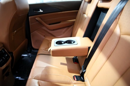 北汽幻速S7预售9.68-10.68万 订车享7年20万公里质保