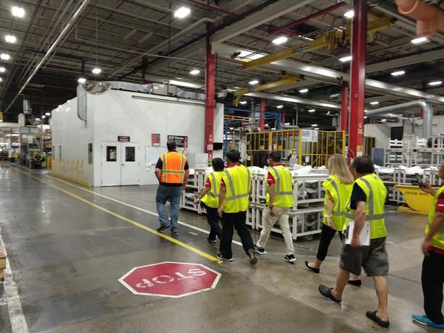 发现福田超级卡车最强动力：坐标北纬42°探秘美国康明斯工厂