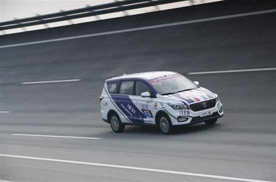 秒杀宝骏730卫冕“六冠王”其实光拼颜值就赢了