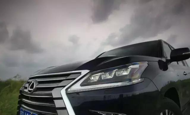 日系豪华SUV带头大哥，这几项技术确立自己地位