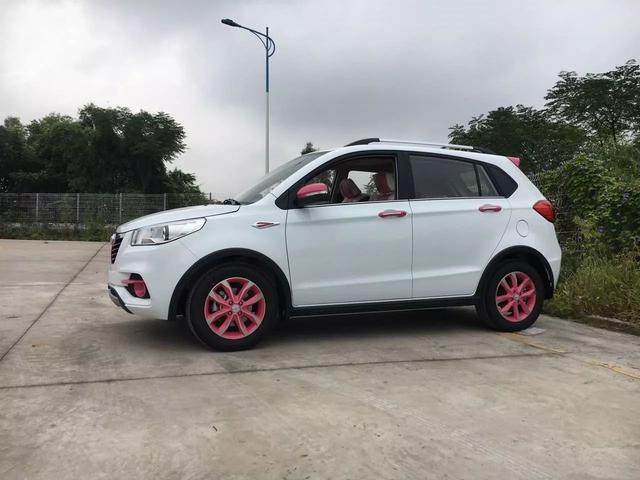 节庆团聚日 女神惊喜时 女神座驾 飞驰而至