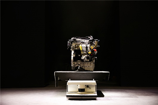 发动机国产后规模渐大，捷豹路虎提前摆脱福特