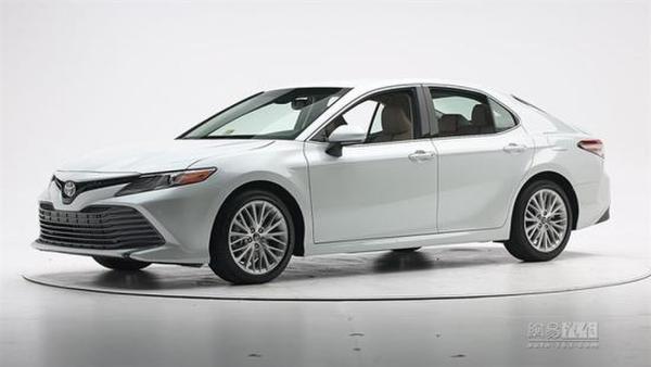 一分没扣! 丰田海外全新凯美瑞IIHS获优+