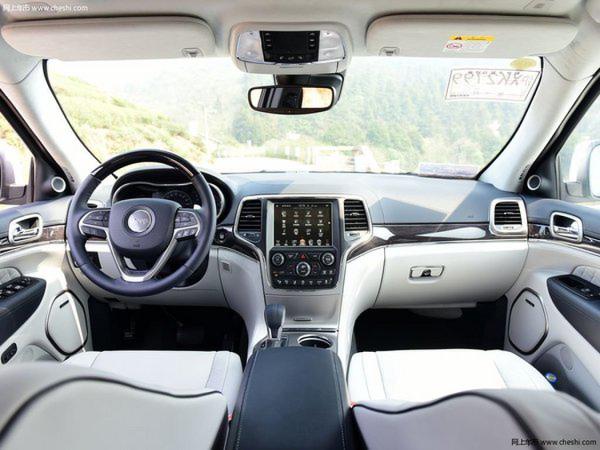 一场高品质的自驾游 70万能买的长途舒适的SUV-图6