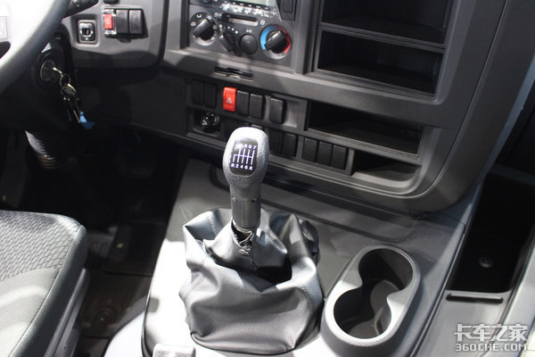 日本重卡用啥变速箱?除了ZF还有奔驰AMT