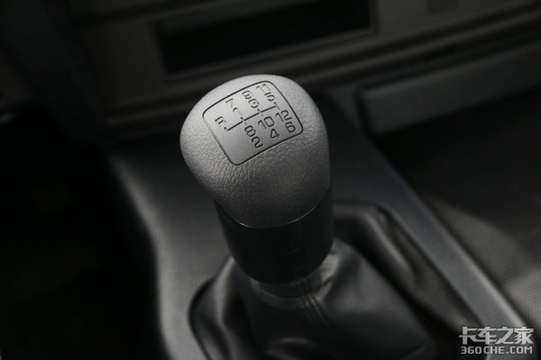 日本重卡用啥变速箱?除了ZF还有奔驰AMT