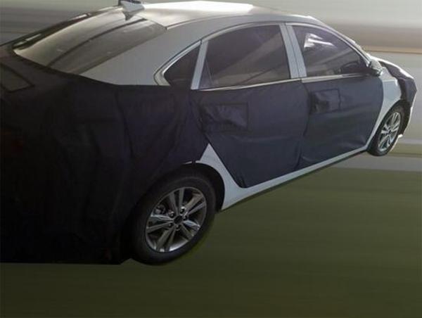 或2018年9月投产 曝全新一代起亚K3谍照