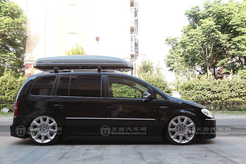 家用车也疯狂 大众途安气动玩姿态!