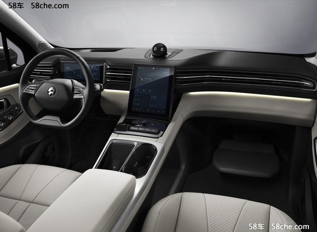 2017上海车展 蔚来汽车ES8车型正式亮相