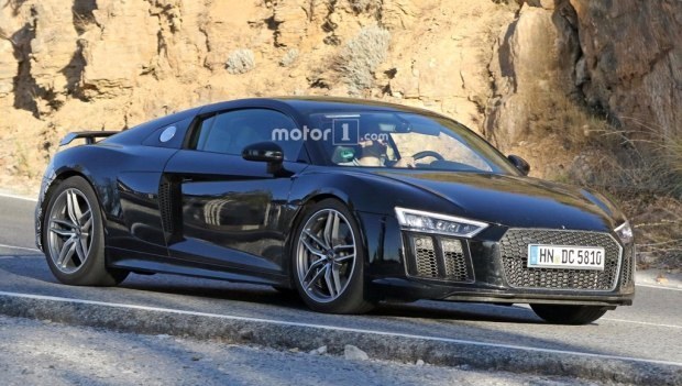 曝奥迪R8新车型路试谍照 或为新款R8 GT