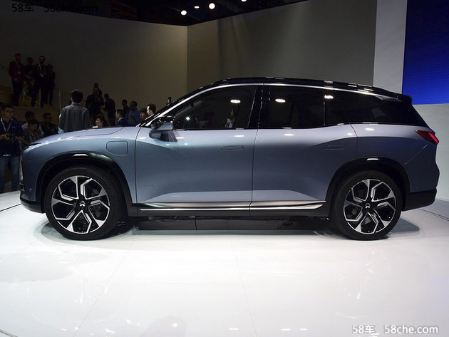 2017上海车展 蔚来汽车ES8车型正式亮相
