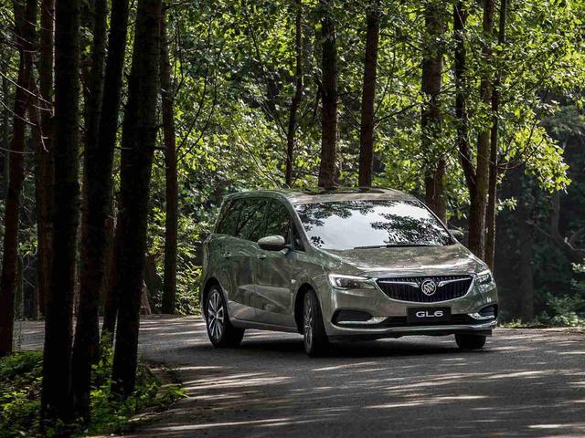 别克GL6是抢大哥GL8的饭碗，还是盯着大众本田的肥肉？