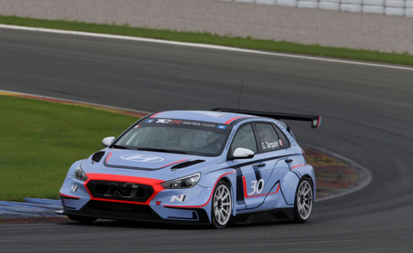 i30 N TCR赛车出师首战告捷