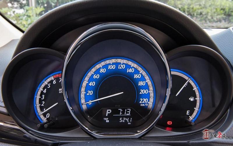 燃起驾驭激情，你还需要一个点燃激情的汽车仪表盘