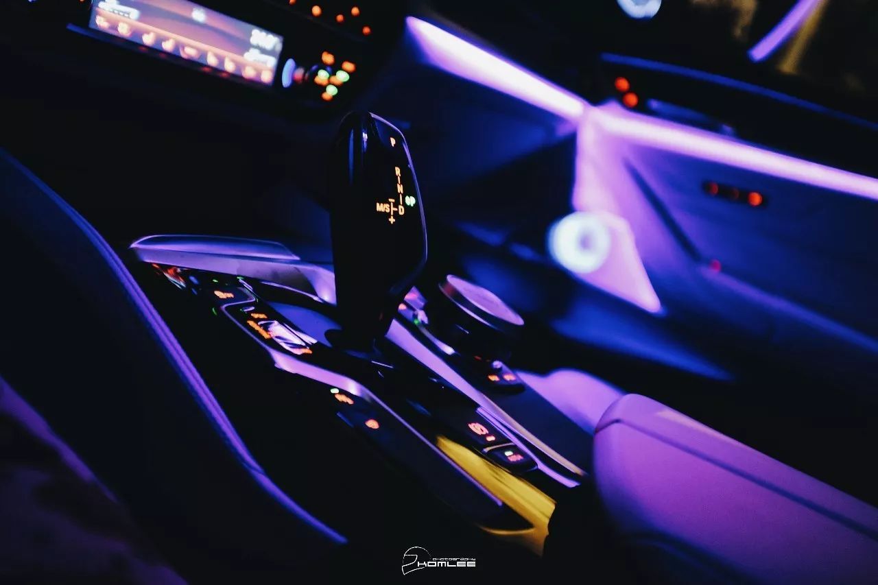 豪华外表下，宝马精神依旧？丨试540Li行政版