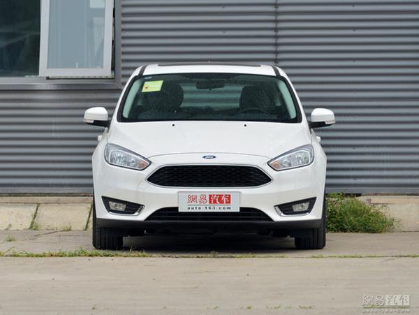 福特新福克斯两厢 2017款 EcoBoost180 AT精英型
