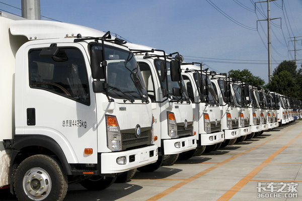 电动车想当'接班人'? 这些问题必须搞定