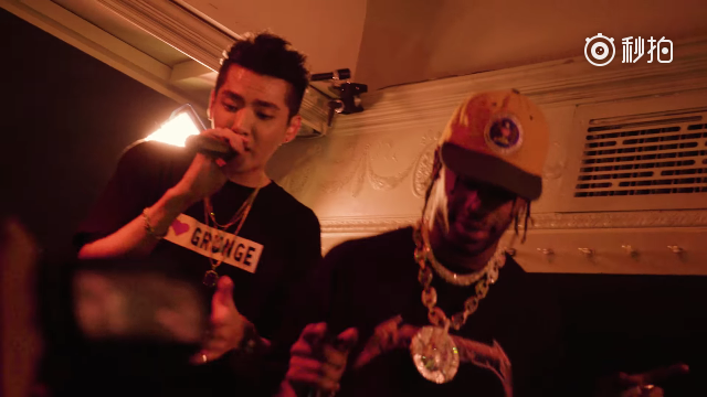 吴亦凡kris wu联手travis scott首秀新单.