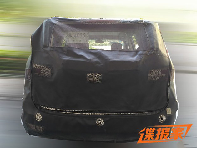 吉利全新MPV谍照曝光 或于明年年底亮相