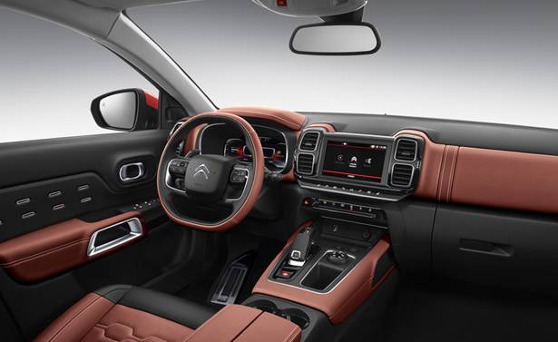 口碑碾压对手，SUV界黑马出现