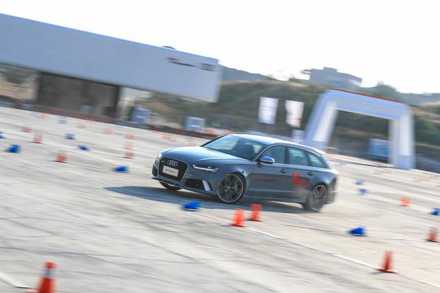 极致驾控畅享速度激情　2017奥迪驾控汇火热启动