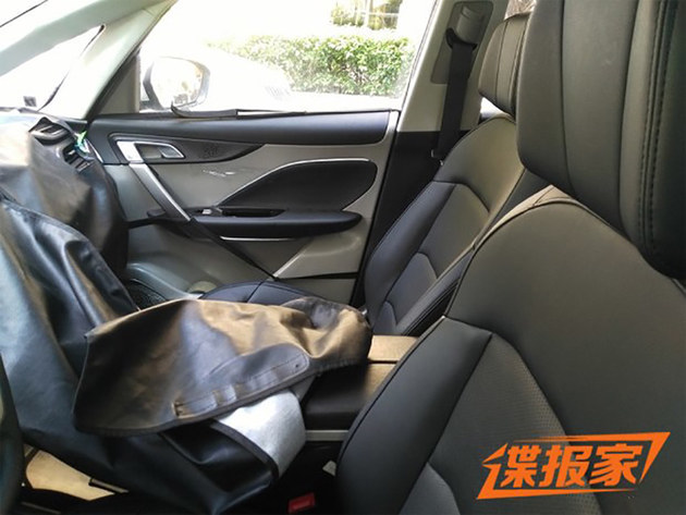 吉利全新MPV谍照曝光 或于明年年底亮相