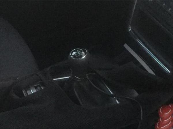 含汽油版/混动版 新款荣威360谍照曝光