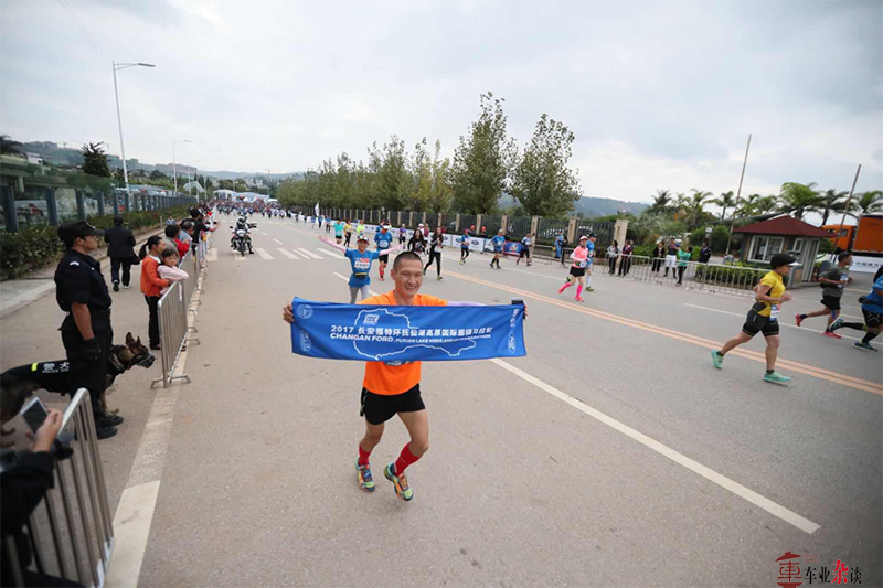 高原超级马拉松背后，看长安福特怎么玩不一样的体育营销？