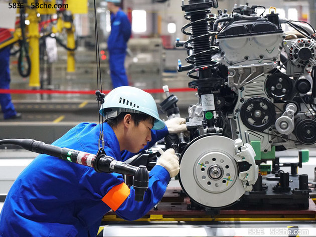 名爵ZS第6万辆下线 郑州基地投产首款车型