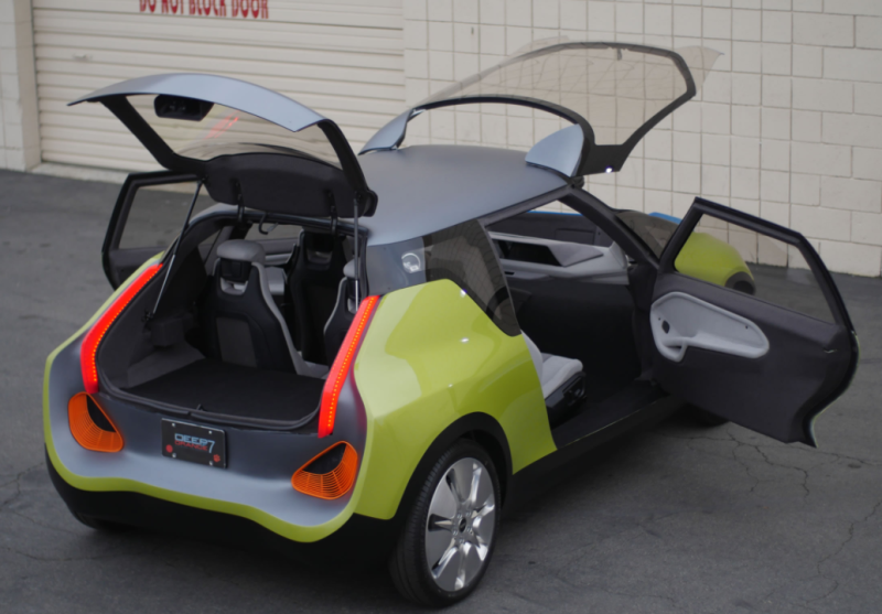 说它是汽油车 它还能纯电动 这辆特别的MINI挂个什么牌照好？