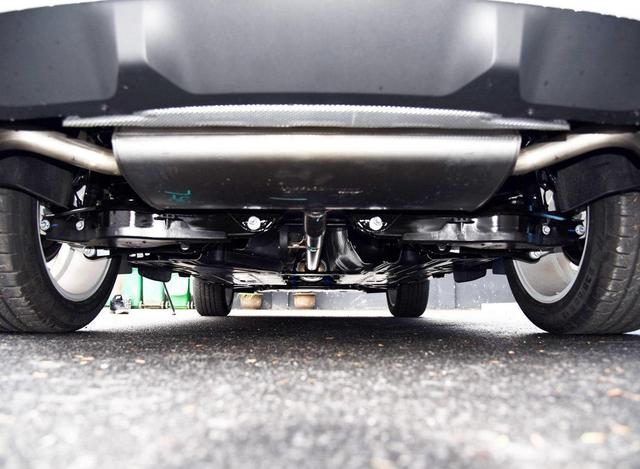 长城魏派刚卖火，却遇上了这个大敌，光发动机就能让魏颤抖