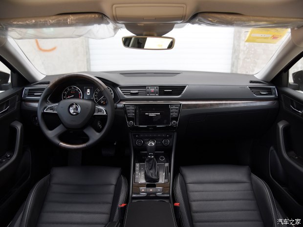 上汽斯柯达 速派 2016款 改款 TSI380 DSG尊行版