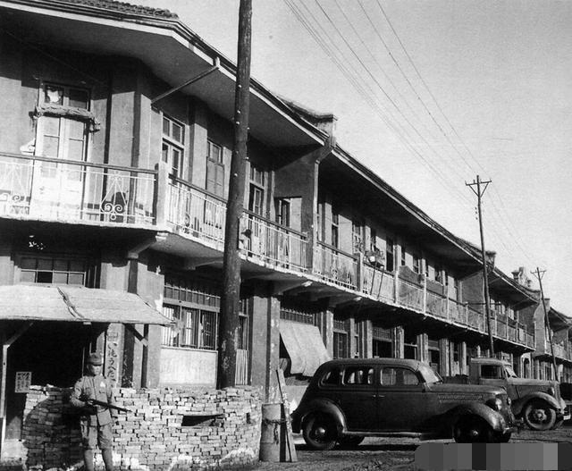 [转帖]二战时候的日本人竟然开着这些车来的中国