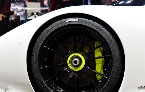 法拉利背后的功臣，如今量身定做了一款超跑，翅膀硬了？