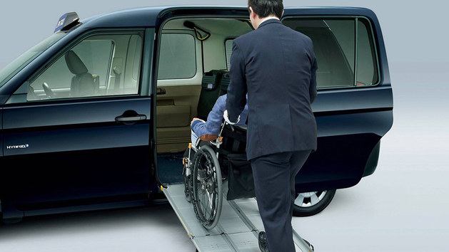 丰田发布全新出租车官图 采用混合系统