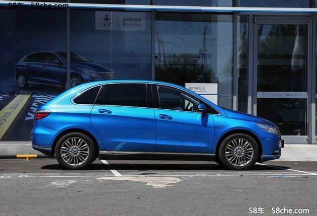 除了超长续航腾势400荣耀版还有哪些高品质特性