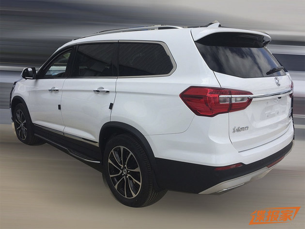 东风景逸X7谍照曝光 将于明年年初上市