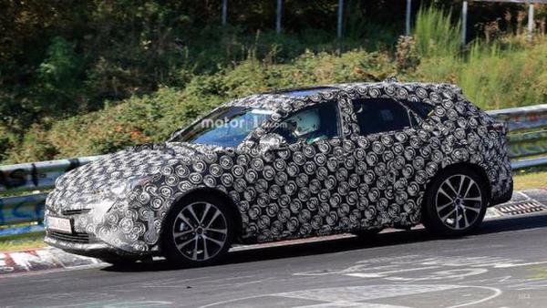 于明年正式发布 七座普锐斯V测试车曝光