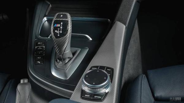 配天蝎排气 宝马440i酋长国定制版官图