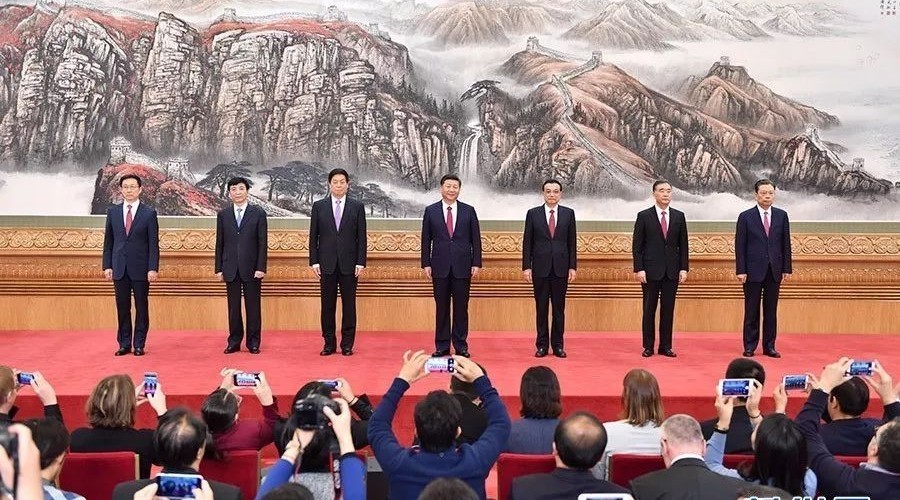 此画再见证新一届中央政治局常委亮相 你应了解|人民大会堂|中央政治局常委|见证_新浪新闻