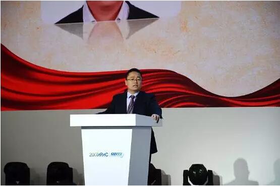 长安欧尚汽车研究院副经理刘波先生代表工程师发言