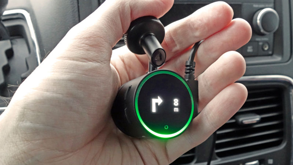 想在车内和Alexa小姐姐对话？佳明有更便宜的解决办法啦!