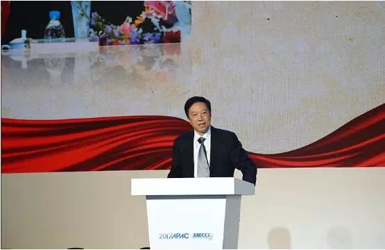 原科技部政策法规司巡视员李新男先生致辞