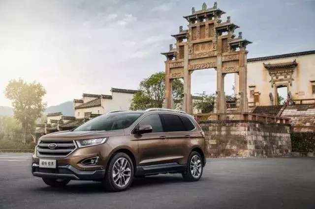 背起行囊远走他乡，在慢节奏里虚度时光