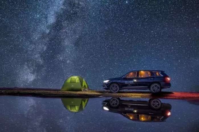 背起行囊远走他乡，在慢节奏里虚度时光