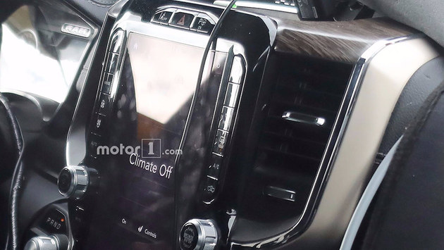 道奇新Ram 1500皮卡内饰曝光 明年亮相