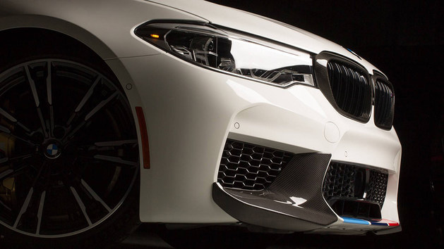 宝马M5 M Performance版亮相SEMA改装展